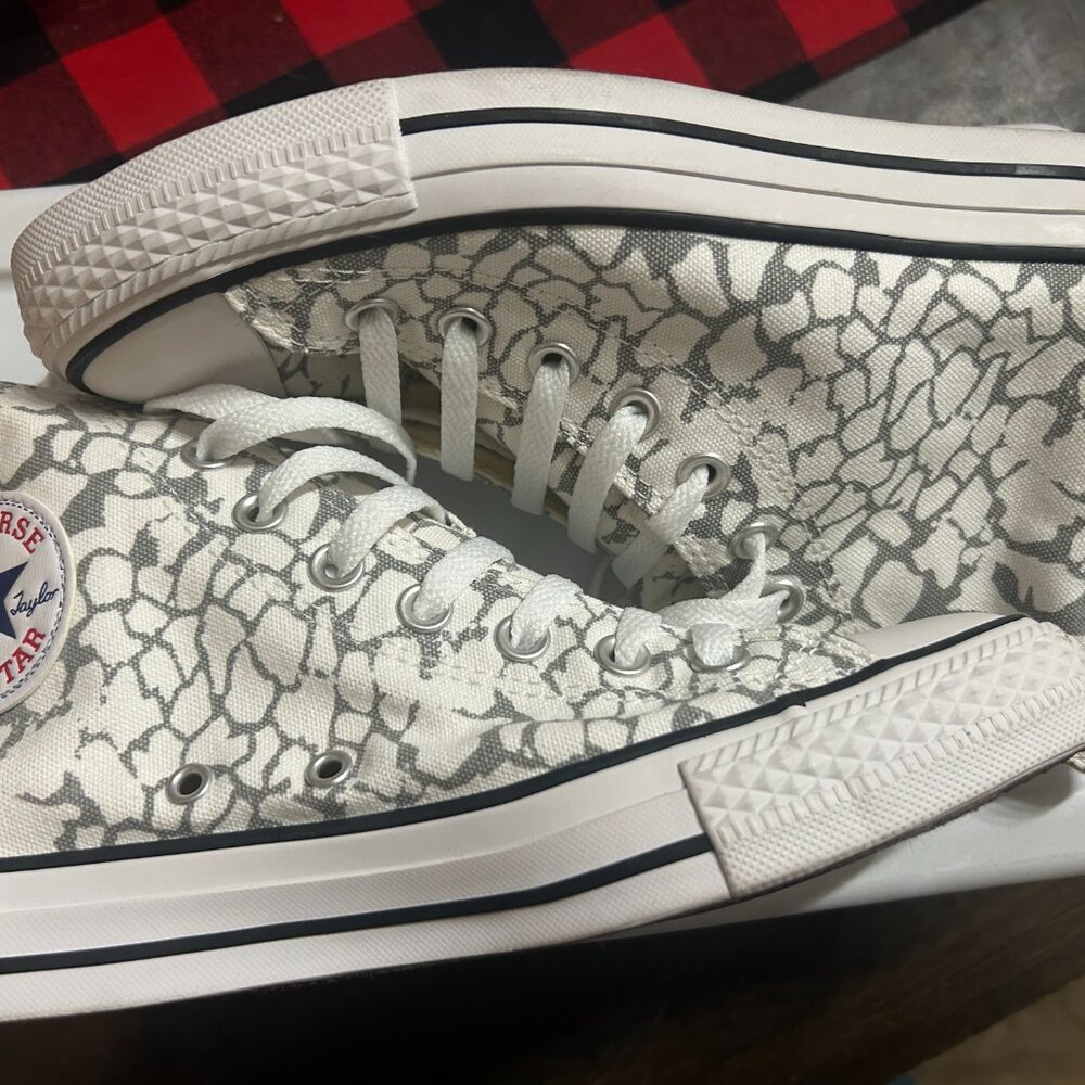 White and Grey Converse Chuck Taylor All Star High Tops - Picture 5 of 8